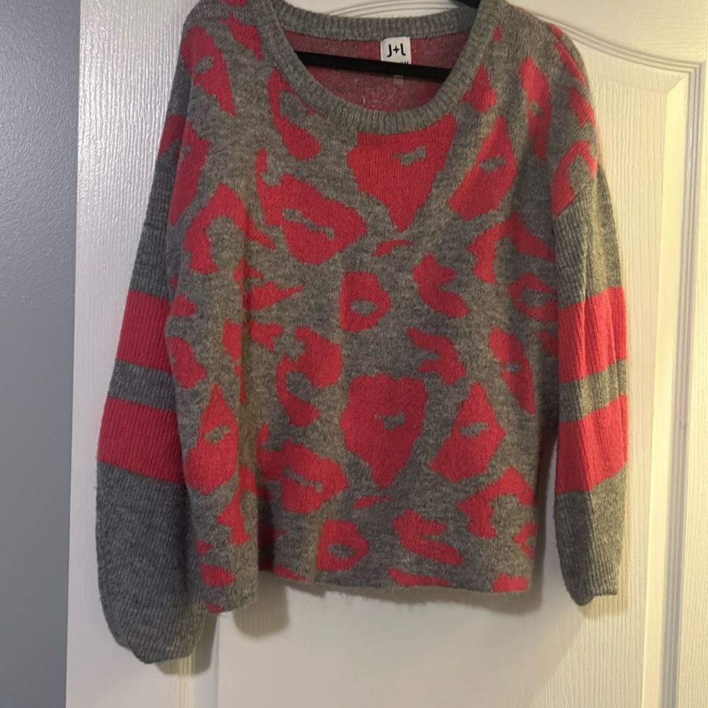 Such a cool sweater